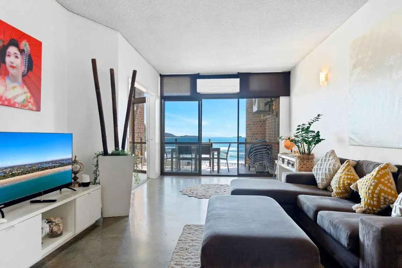 2 Bedrooms 2 Baths With Balcony And Ocean Views, Across From Ocean Alexandra Headland